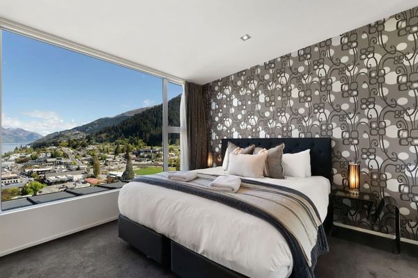 Central Sunset Charm