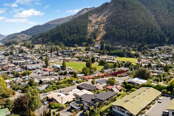 Central Sunset Charm