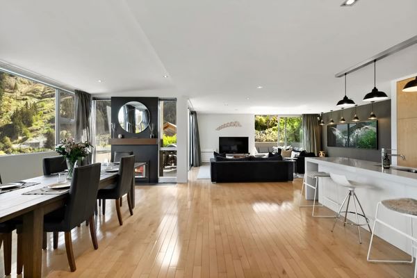 Central Sunset Charm