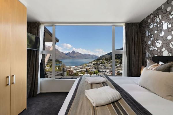 Central Sunset Charm