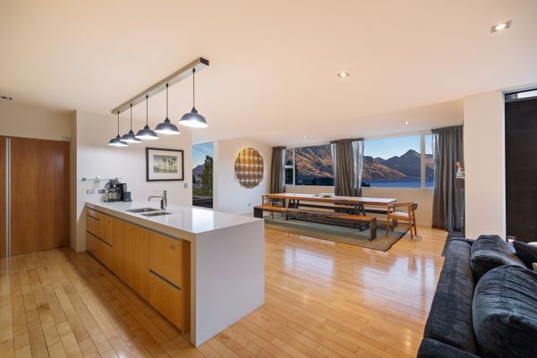 Central Sunset Charm