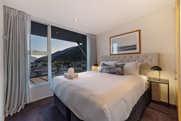 Central Sunset Charm