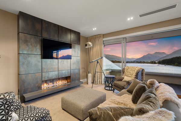 Lakes Edge Villa