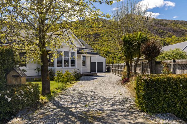 The 1909 Gables Villa