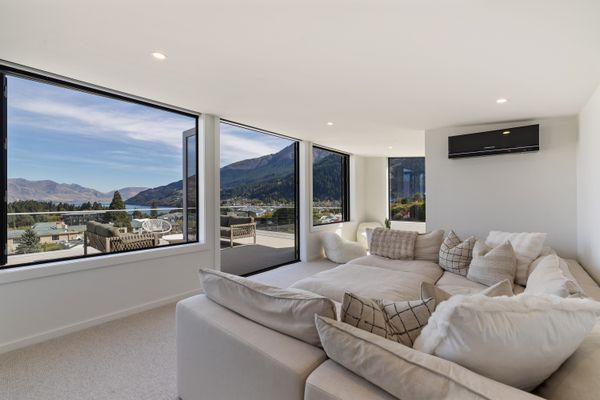 Queenstown Hill House – House Only