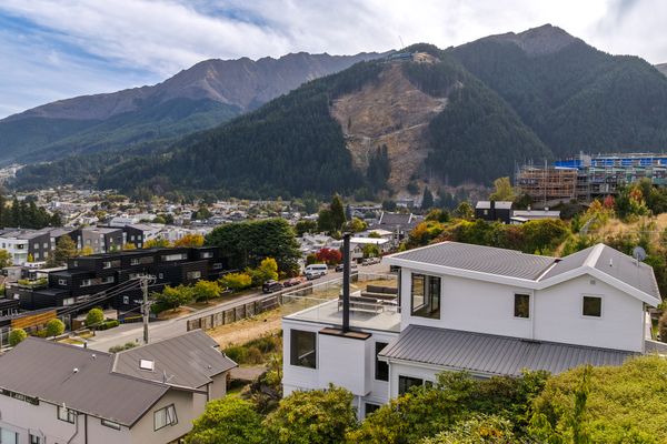 Queenstown Hill House – House Only