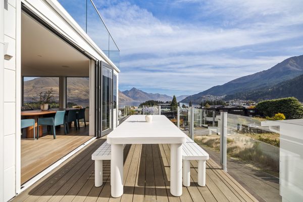 Queenstown Hill House – House Only