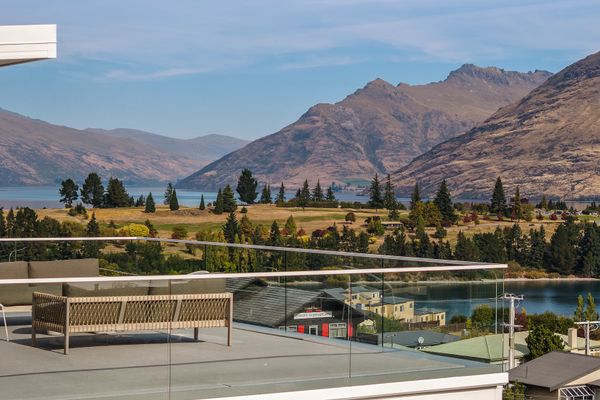 Queenstown Hill House – House Only