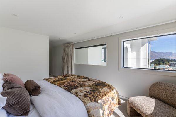 Queenstown Hill House – House Only