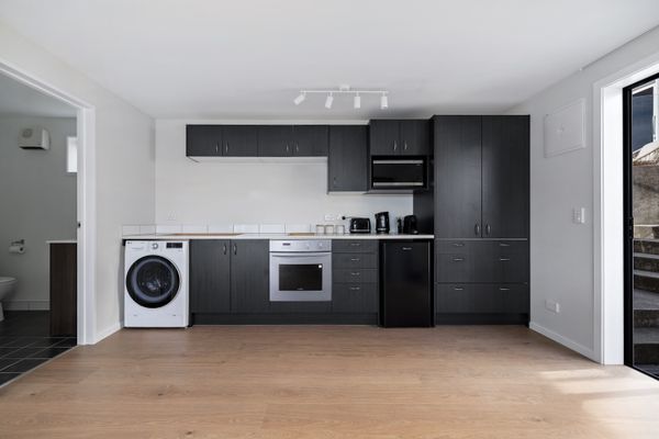 Queenstown Hill House – Studio Only