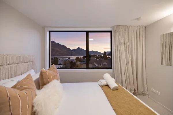 Queenstown Hill House – Apartment Only