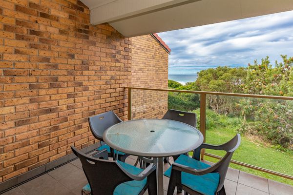 Balcony Dining