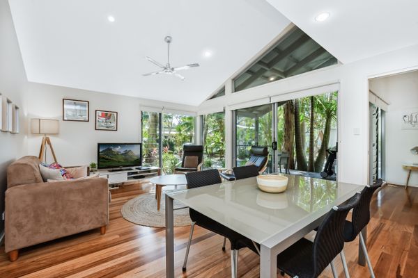 Open-Plan Dining/Lounge