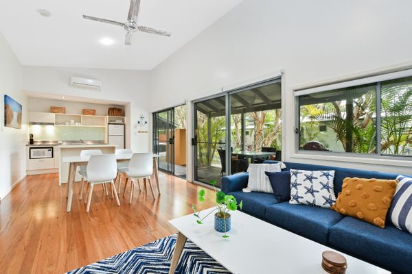 Open-Plan Dining/Lounge