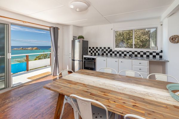 Surf Shack @ Seal Rocks