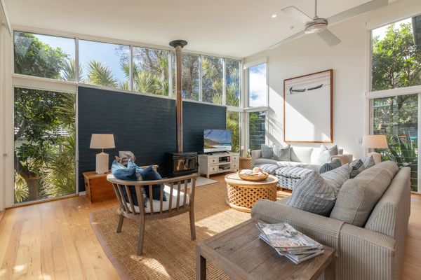 Living room, Fireplace