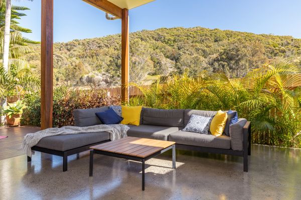 Patio Lounge