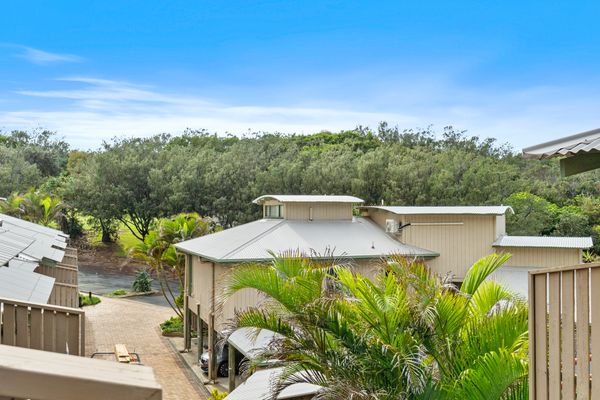 11 Pt Lookout Beach Resort