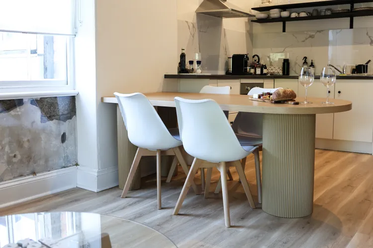 Clements Cottage on Main St. BARE bnb by Bare Body Beauty co.