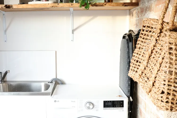 Clements Cottage on Main St. BARE bnb by Bare Body Beauty co.