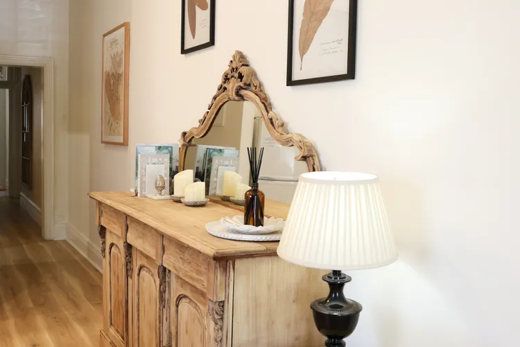 Clements Cottage on Main St. BARE bnb by Bare Body Beauty co.