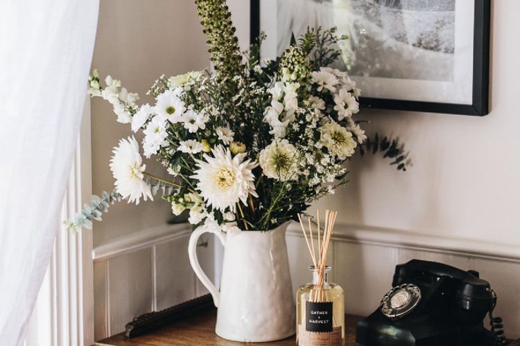 More tasteful decorations