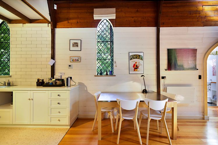 Blue Gum Church – Artistic Retreat