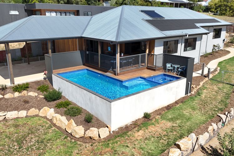 Newtown Falls Retreat