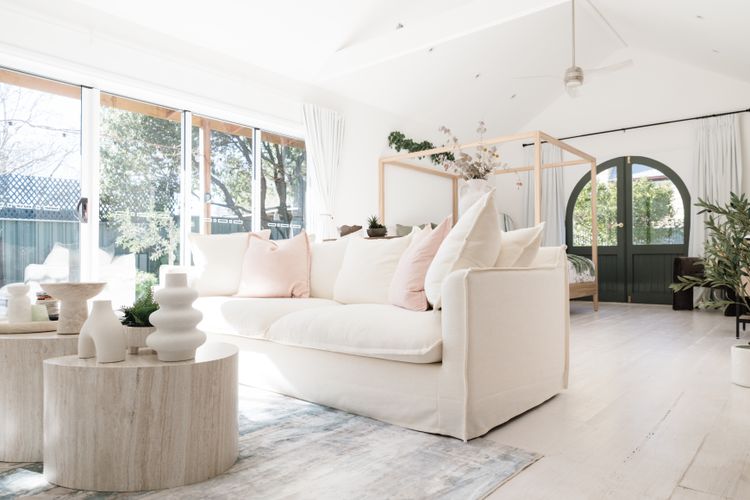 Lovely open space that is light filled