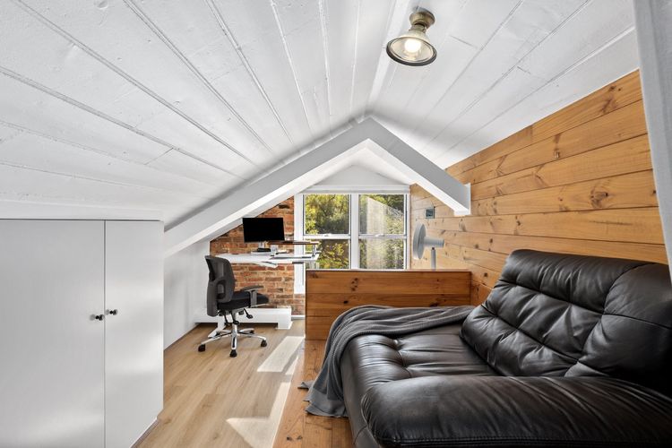 Loft study room or just a room to sit and enjoy the beautiful sunshine that comes through the window