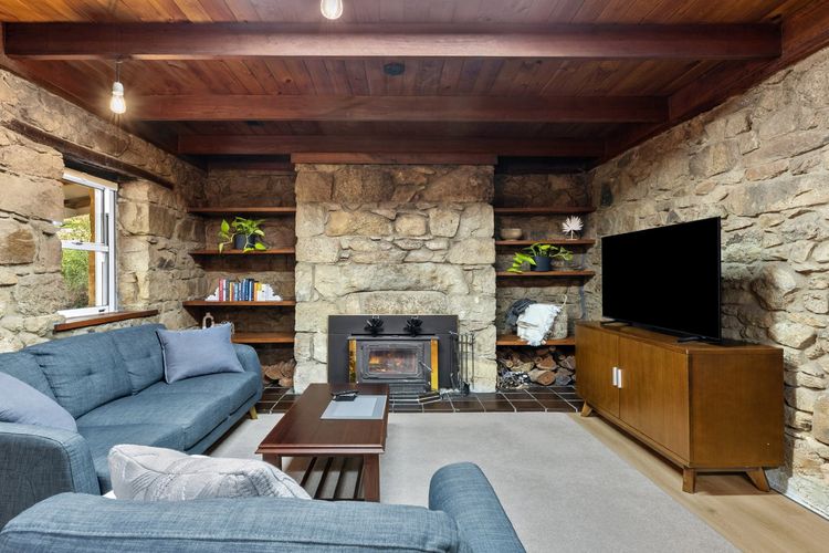 Lounge with fire place