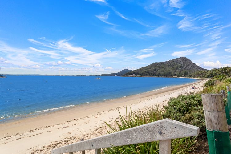 Bella Vista, Unit 22/19 Shoal Bay Road