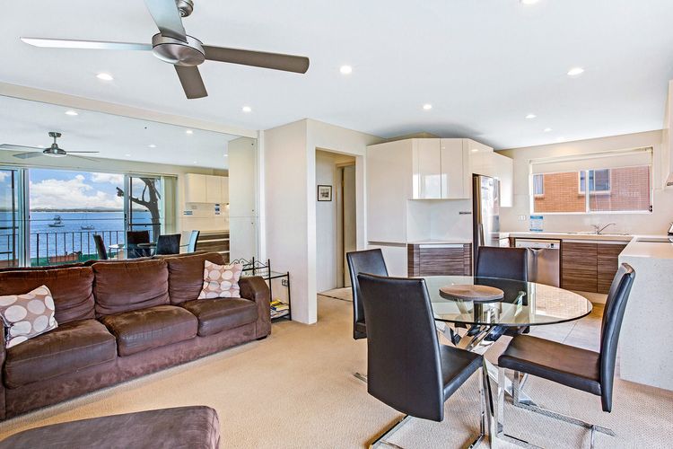 Shoal Towers, Unit 3/11 Shoal Bay Road