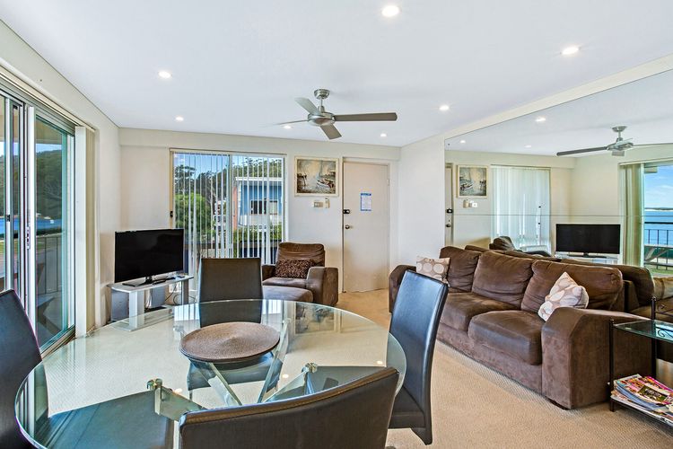 Shoal Towers, Unit 3/11 Shoal Bay Road