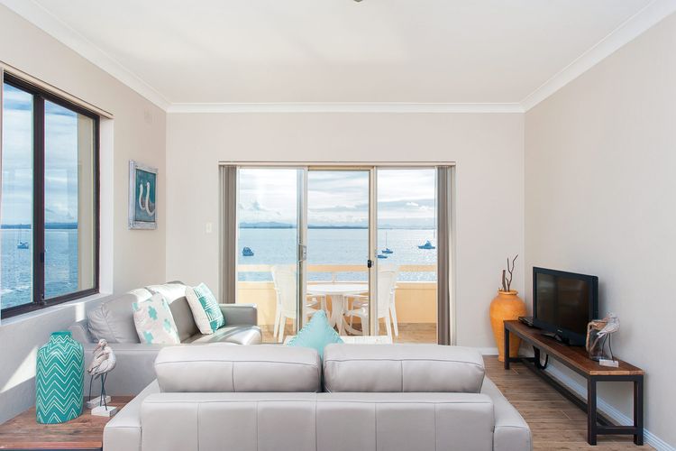 Bay Village, Unit 6/47 Shoal Bay Road