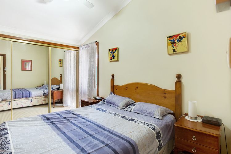 Macadamia Court, 2/8 Government Road