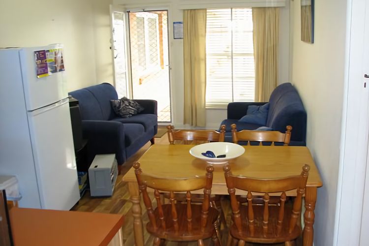 Shoalhaven, Unit 4/53 Shoal Bay Road