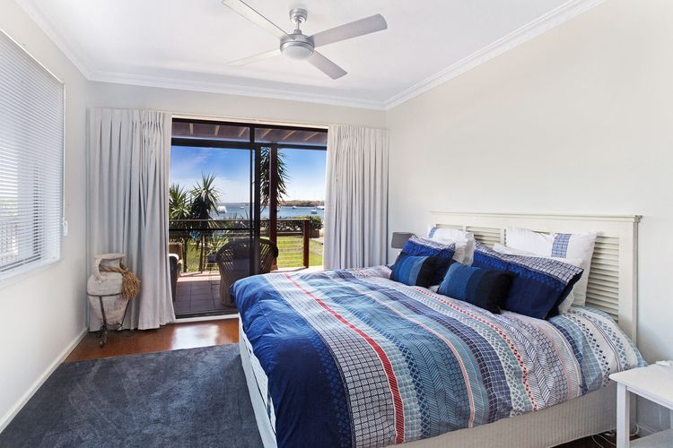 Waterfront at Sunset Boulevard, 26 Sunset Boulevard