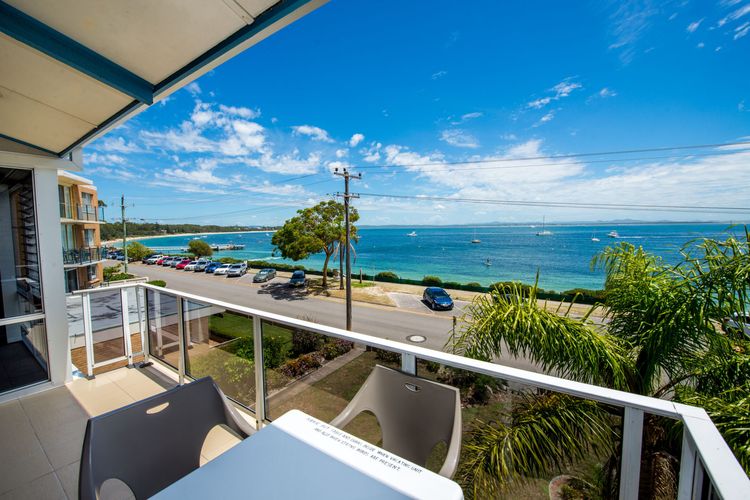 Castaways, Unit 8/17 Shoal Bay Road