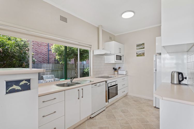 Sandy Shores, 18 Corlette Point Road