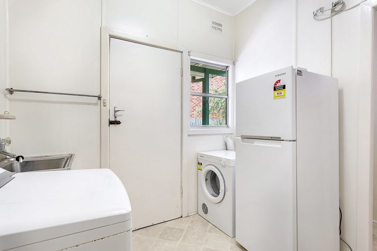 Sandy Shores, 18 Corlette Point Road