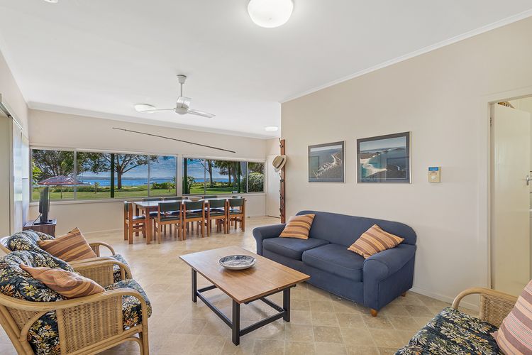 Sandy Shores, 18 Corlette Point Road