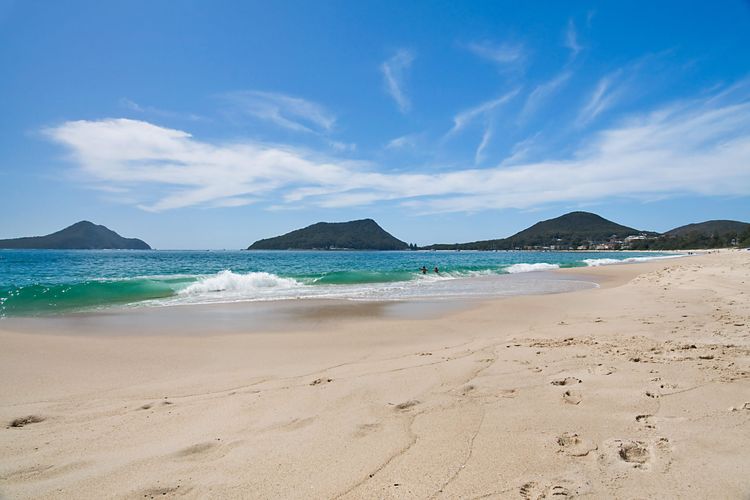 Shoal Bay Beach Apartments, Unit 6/2 Shoal Bay Road