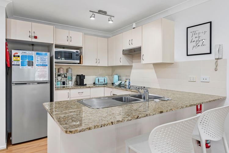 Shoal Bay Beach Apartments, Unit 6/2 Shoal Bay Road