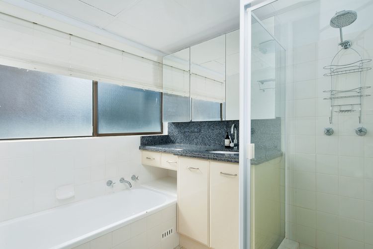 Bangalee, 15/41 Soldiers Point Road