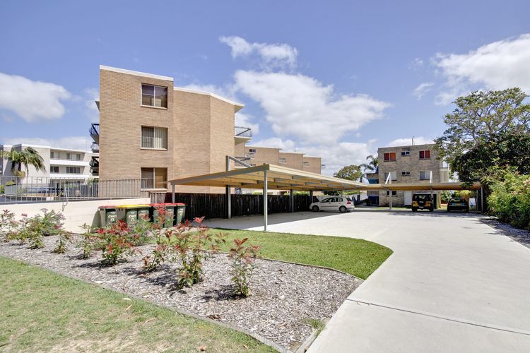 Castaways, Unit 4/17 Shoal Bay Road