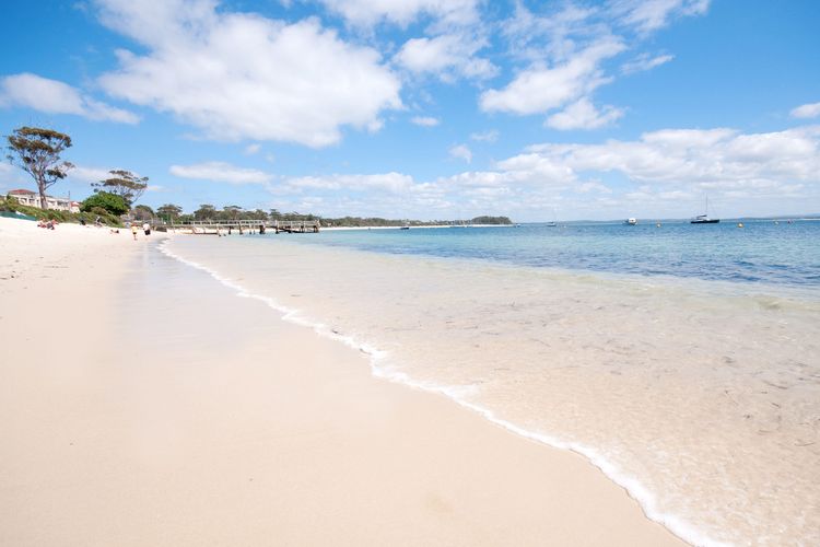 Castaways, Unit 4/17 Shoal Bay Road