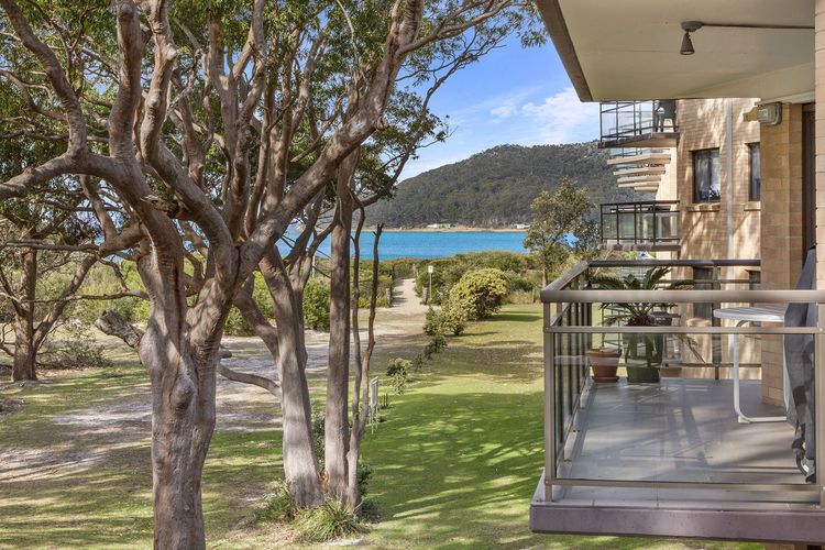 Shoreline, Unit 15,1 Intrepid Close