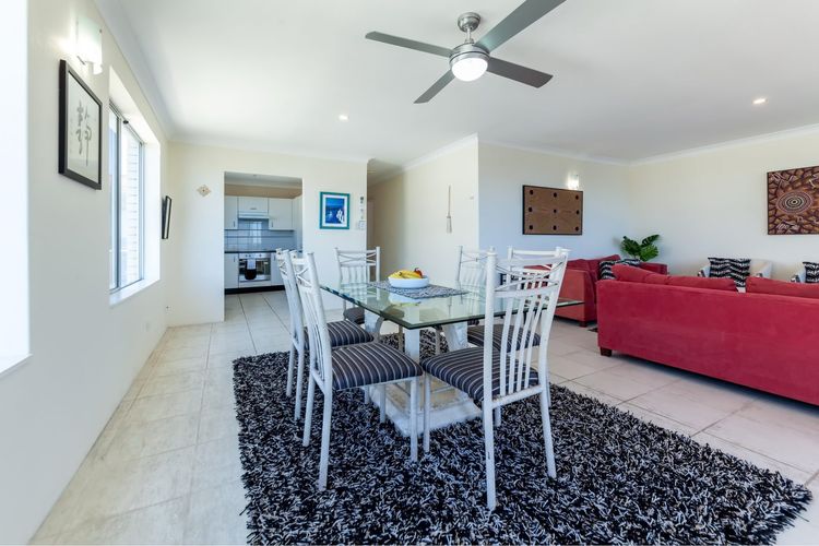 Laman Lodge, Unit 5/15 Laman Street