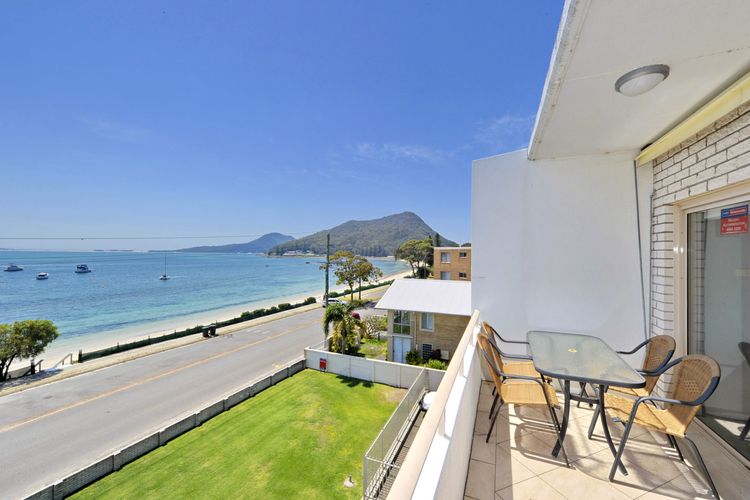 Del Rae, Unit 12/25 Shoal Bay Road